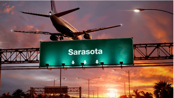 Airplane landing at Sarasota Bradenton International Airport (SRQ)